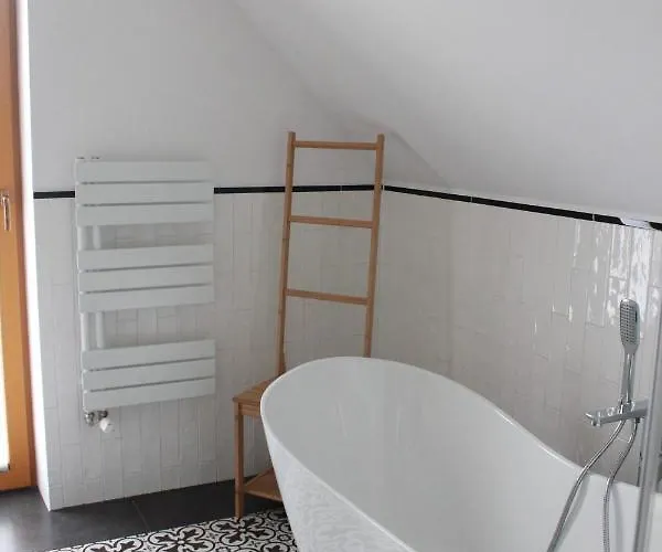 Monsieur Henri Nyaraló Gronków